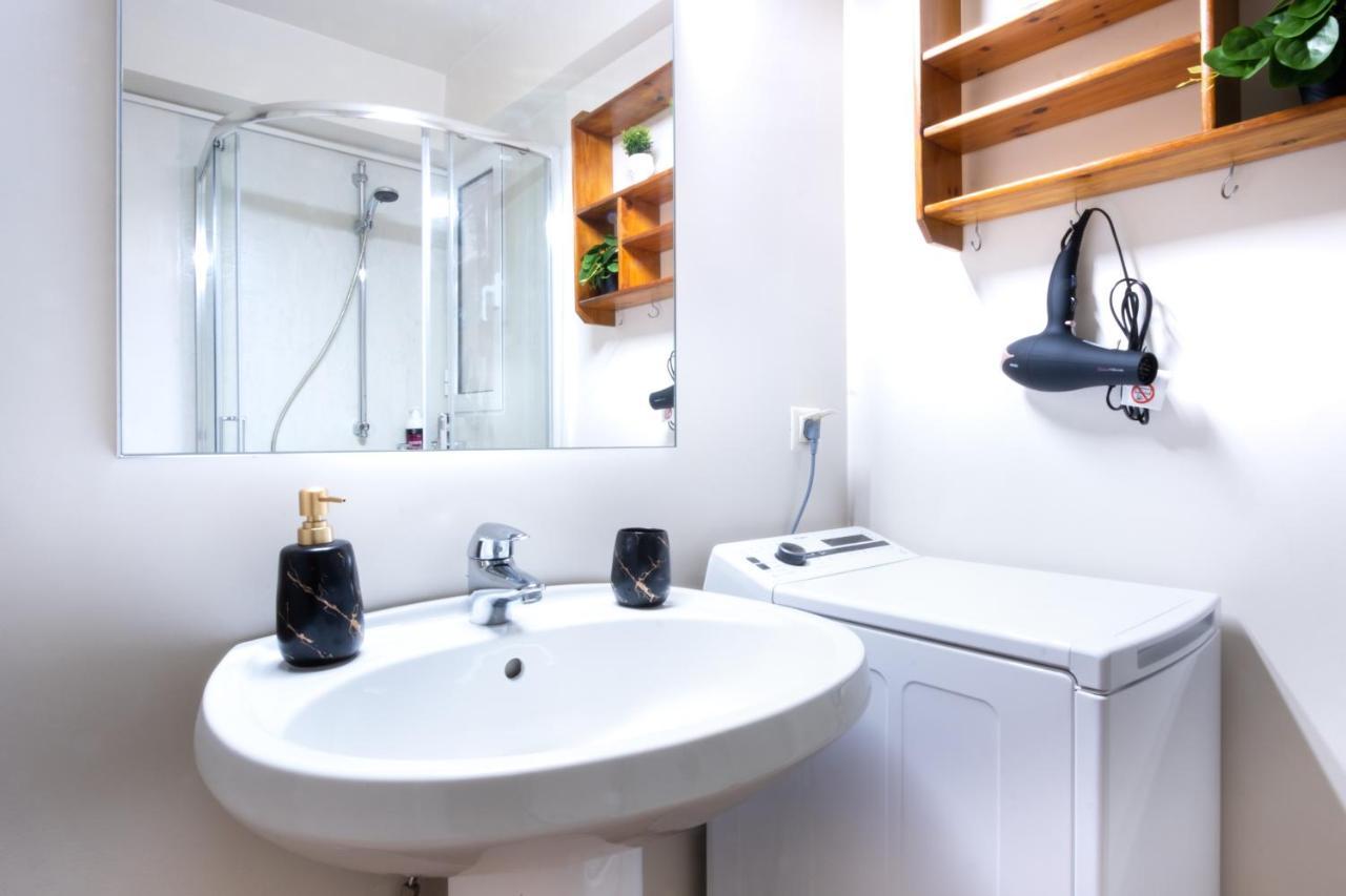 Glamorous Apt In Kolonaki Ateny Zewnętrze zdjęcie